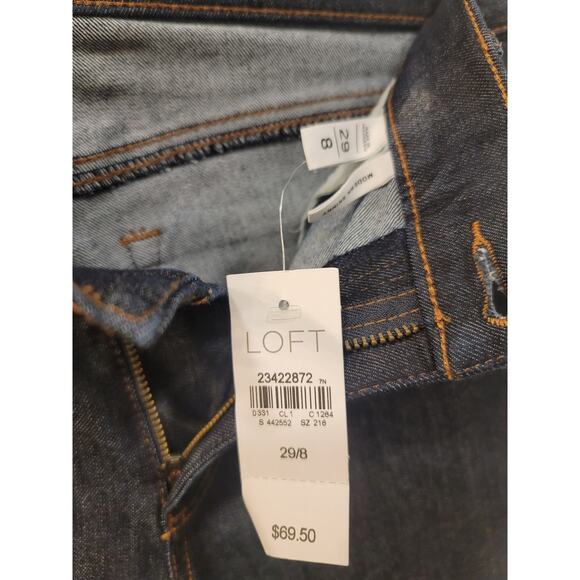 Ann Taylor Loft Modern Skinny Jeans in Dark Wash - Picture 4 of 8